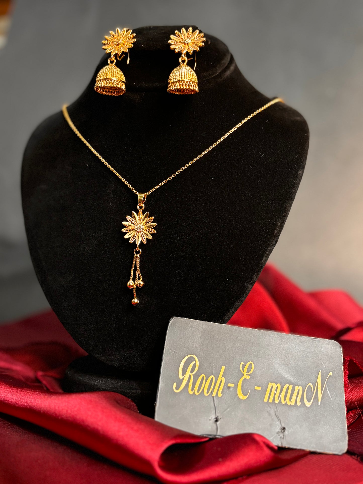 Royal Heritage Jhumka & Necklace Set