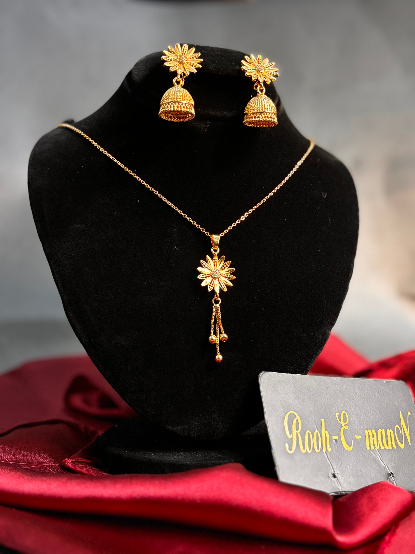 Royal Heritage Jhumka & Necklace Set